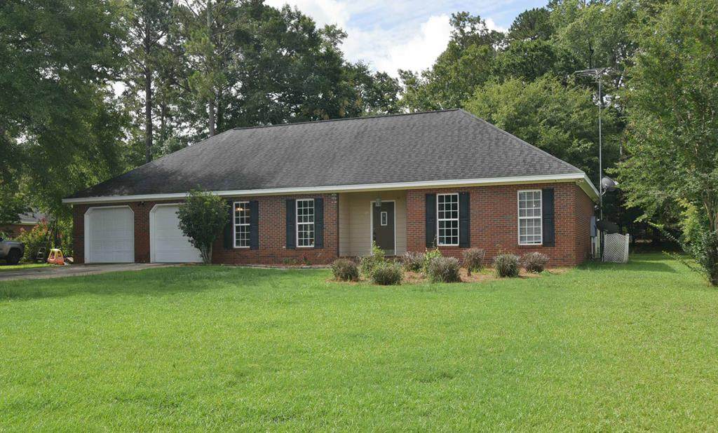 106 Fair Oaks Court - Photo 1