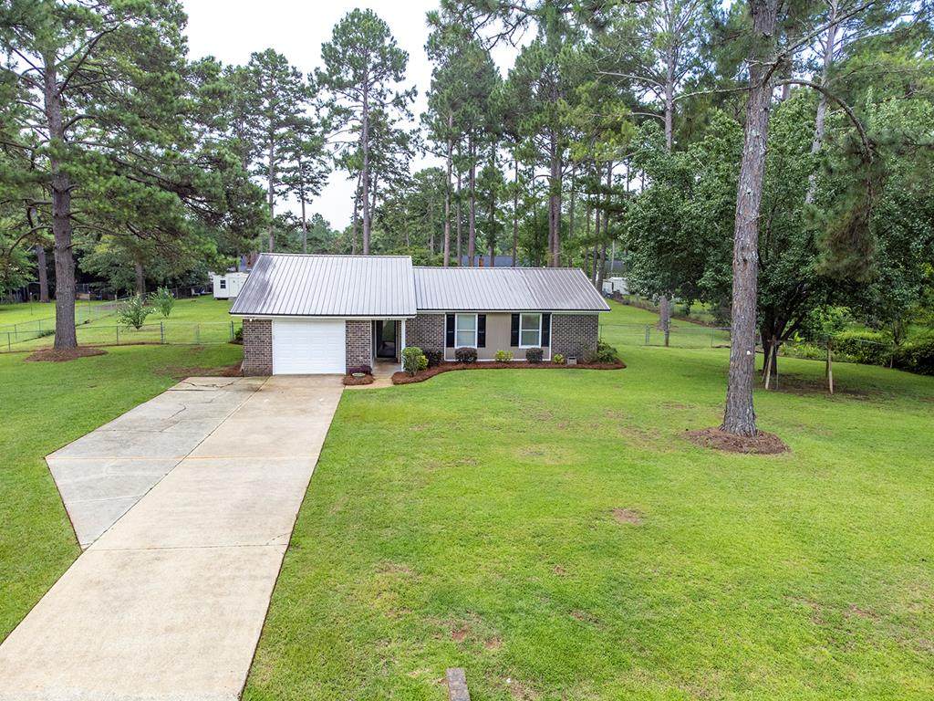 147 Danbury Lane - Photo 1