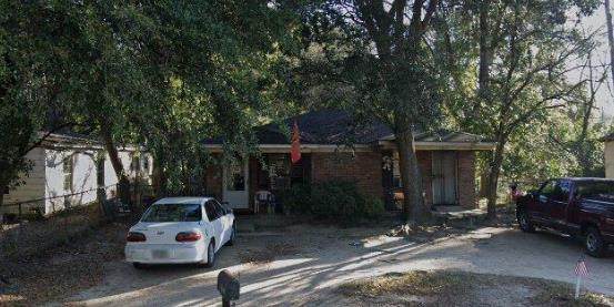 1408 Lee Street - Photo 1