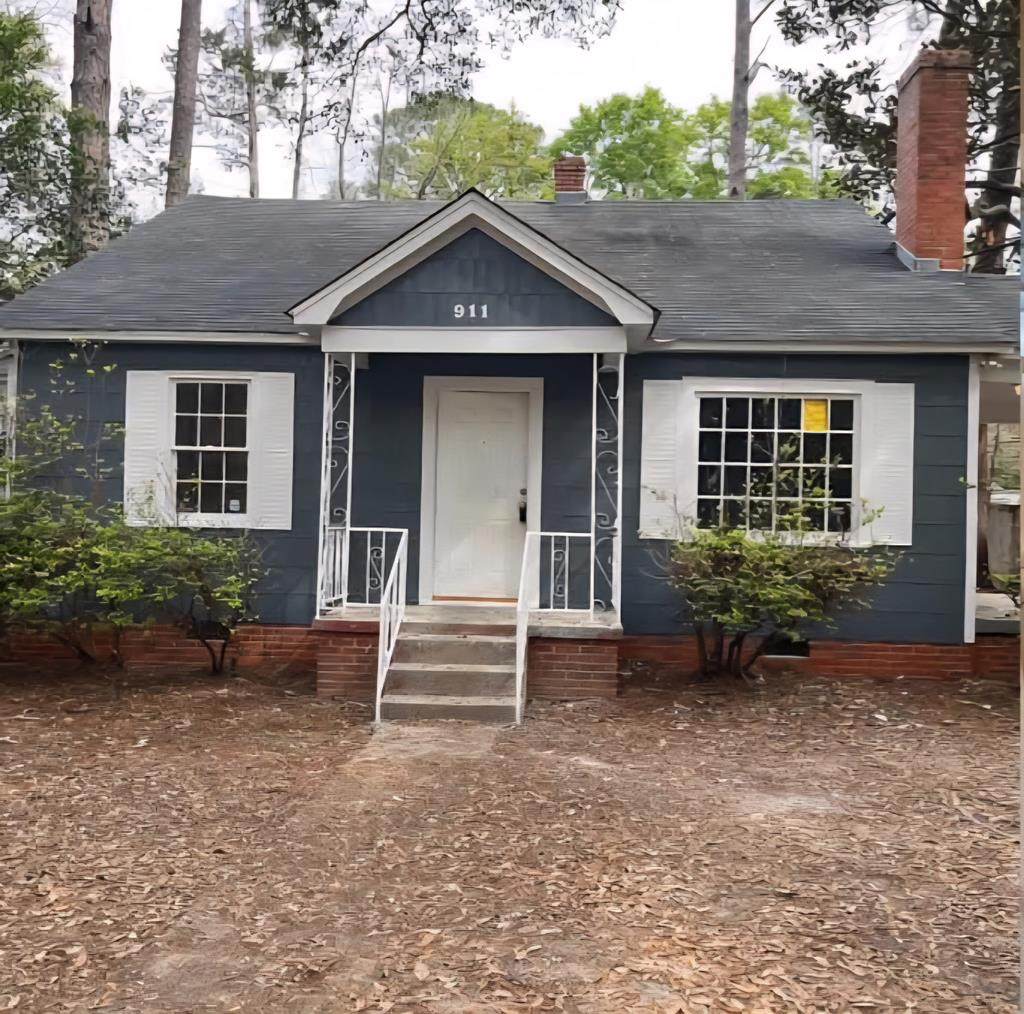911 Society Ave - Photo 1