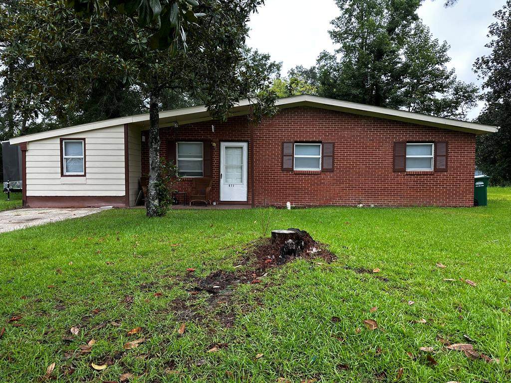 611 Albert Ct - Photo 1