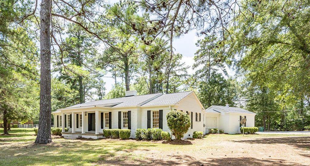 2511 Wexford Dr - Photo 1