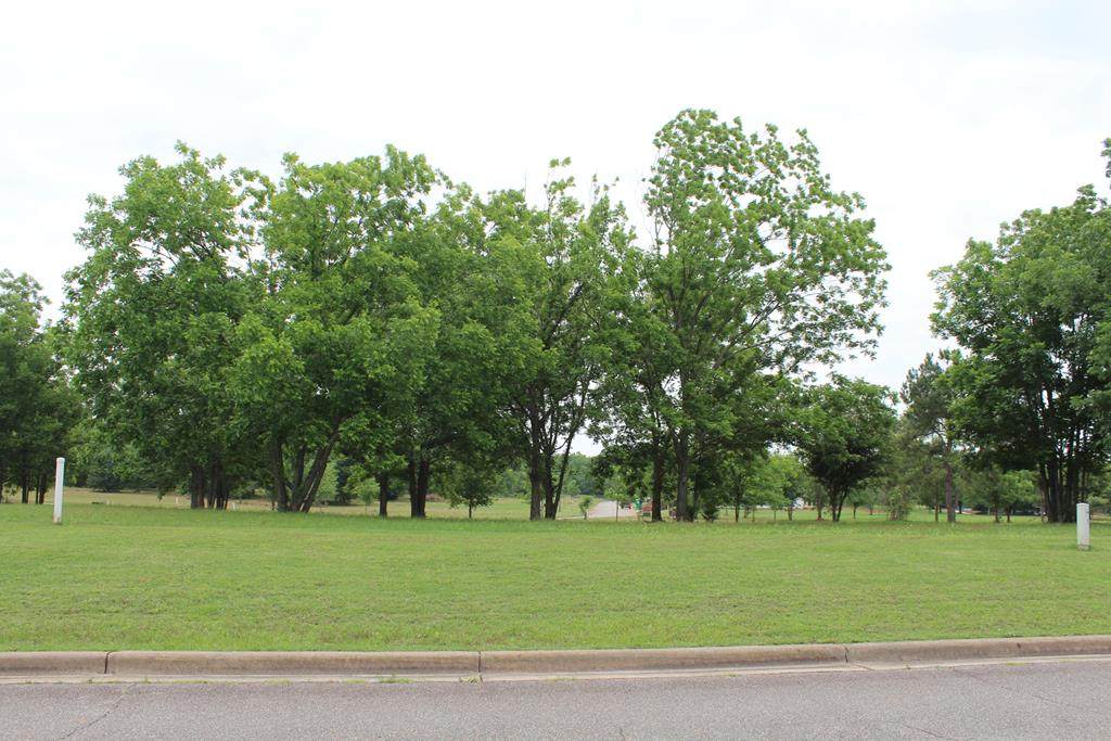 202 Stonegate Drive - Photo 1