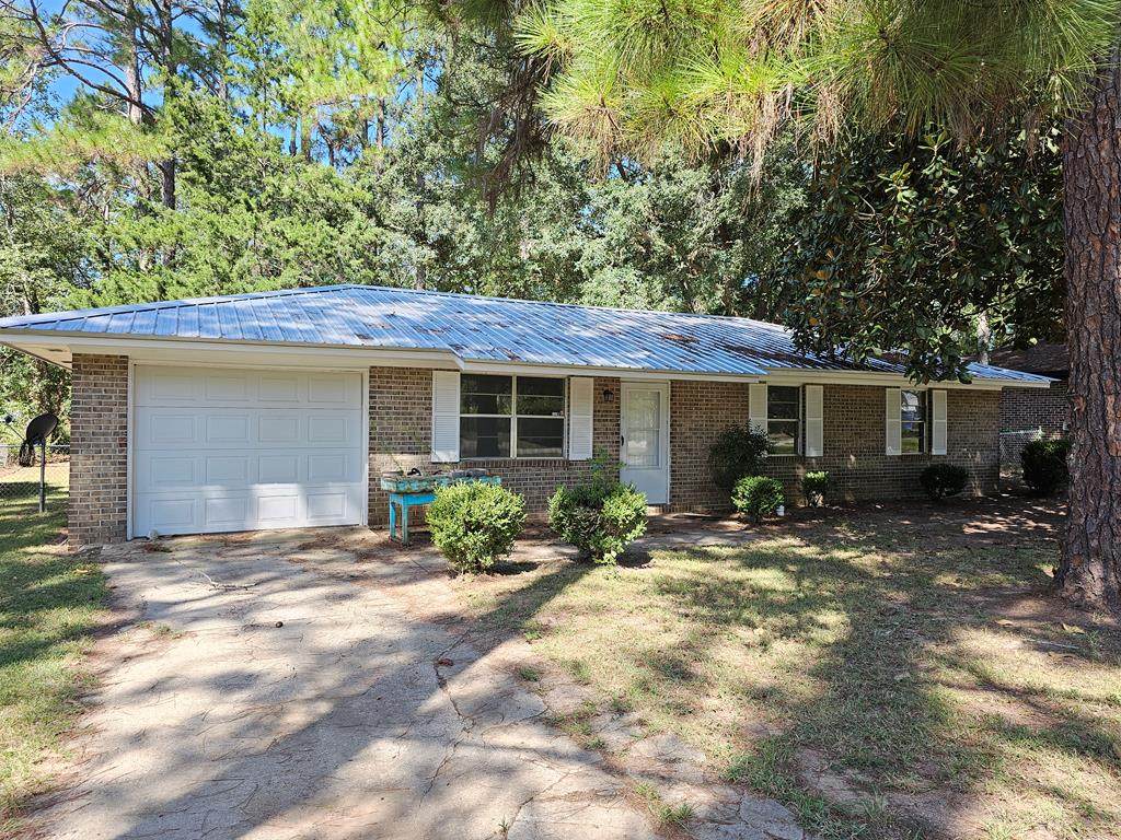 4811 Mustang Drive - Photo 1