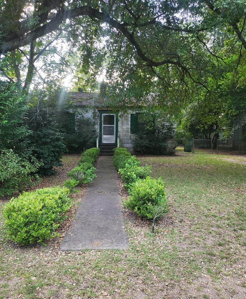 205 Collins Street - Photo 1