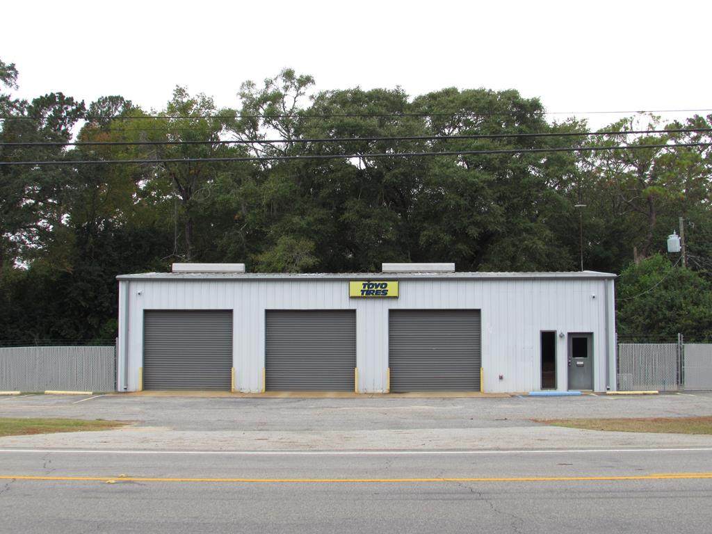 1493 Main Street - Photo 1