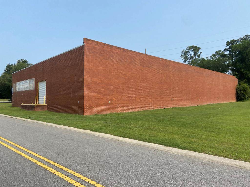 819 Roosevelt Avenue - Photo 1