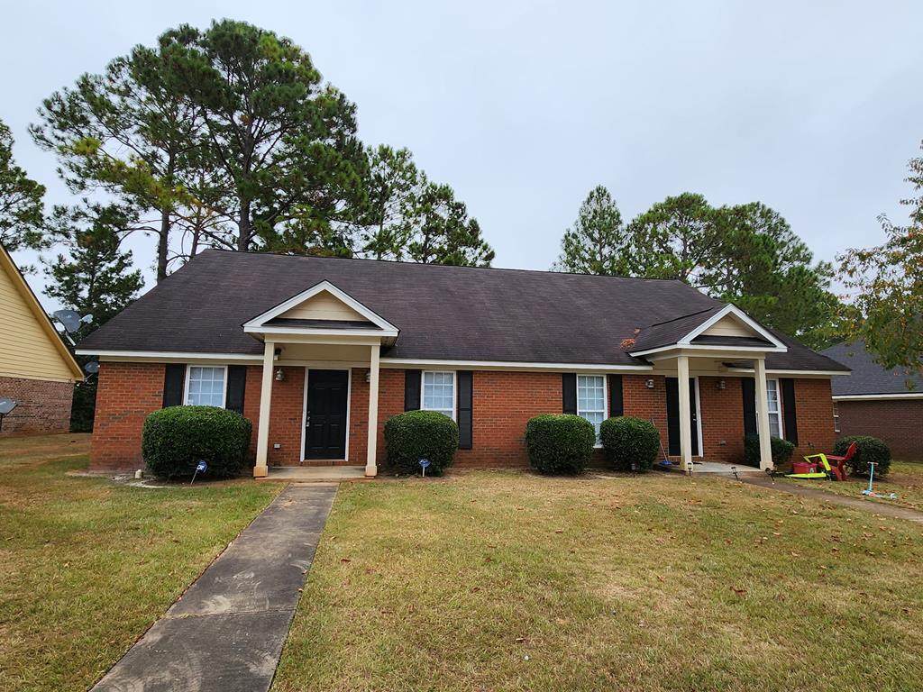 112 Westcott Ln - Photo 1