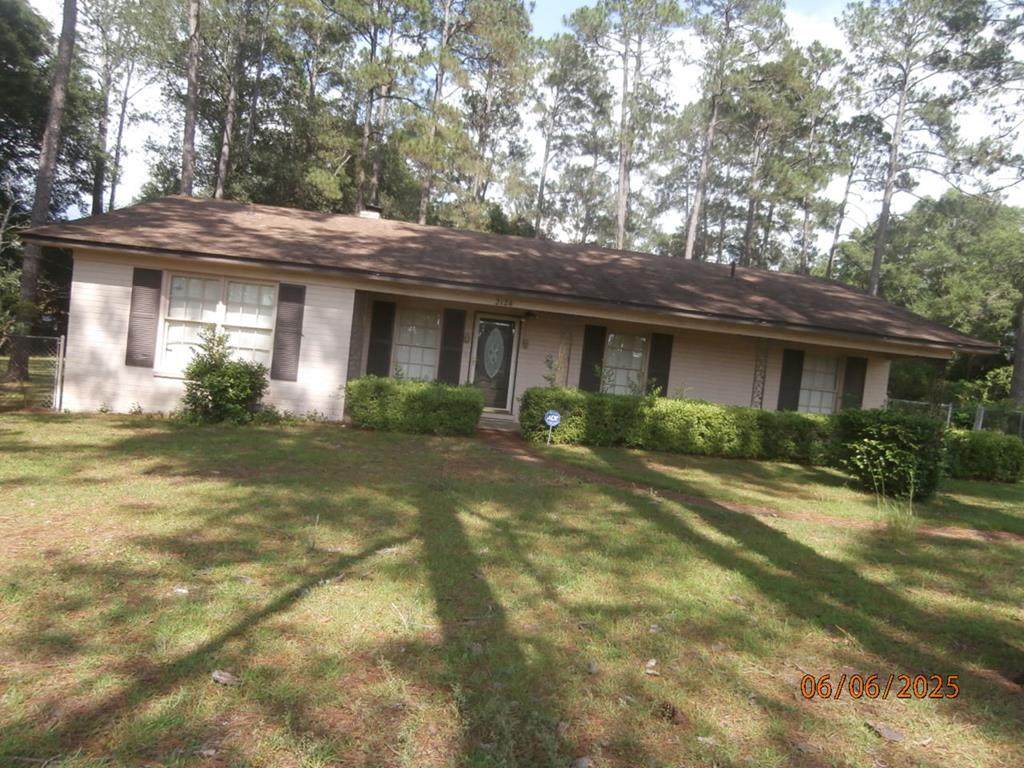2124 Longleaf Drive - Photo 1