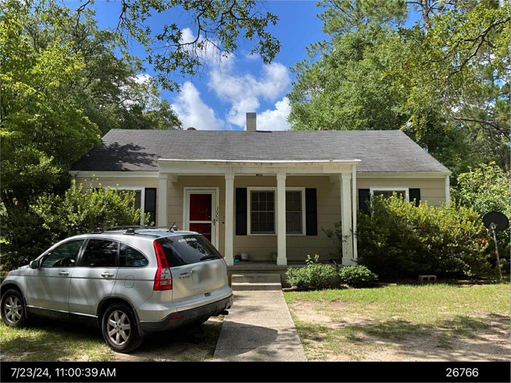 1000 Tenth Ave - Photo 1