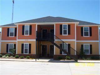 2528 Hilltop Drive - Photo 1