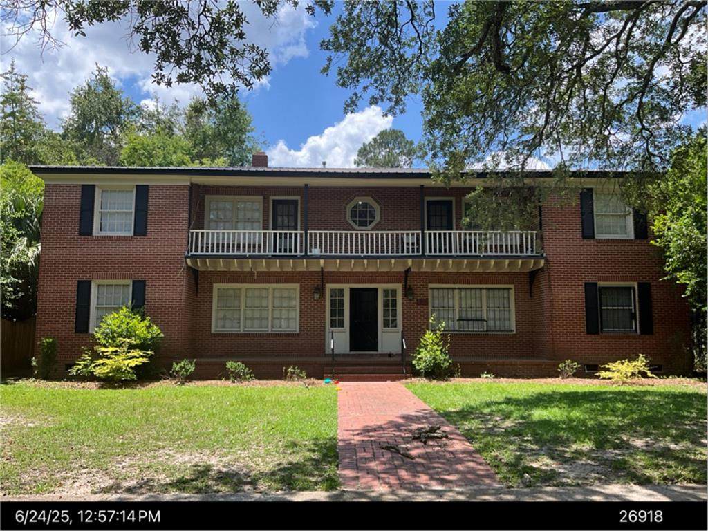 820 Third Ave - Photo 1