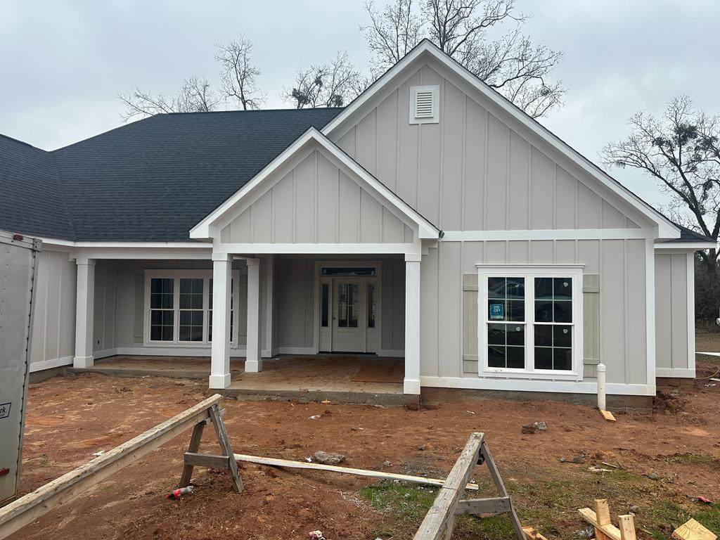 176 Belmont Dr - Photo 1