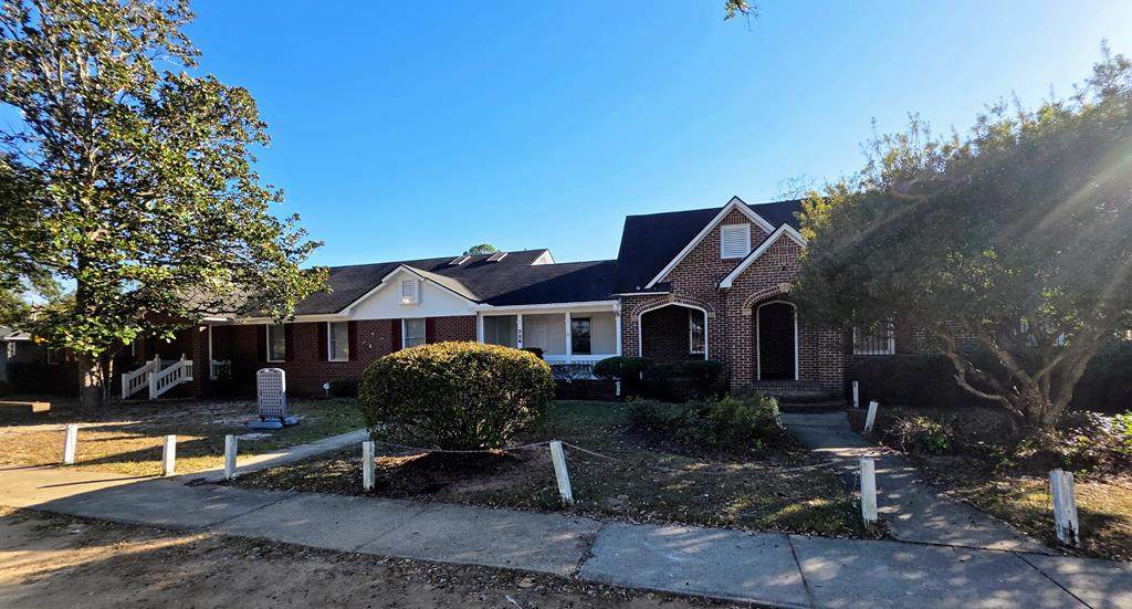 726 Highland Avenue - Photo 1