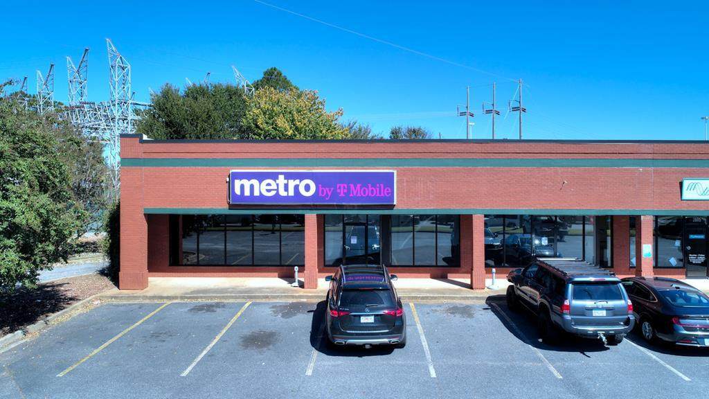 2607 Stuart Avenue - Photo 1