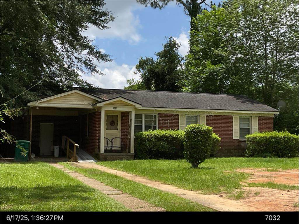 205 Cannon Avenue - Photo 1