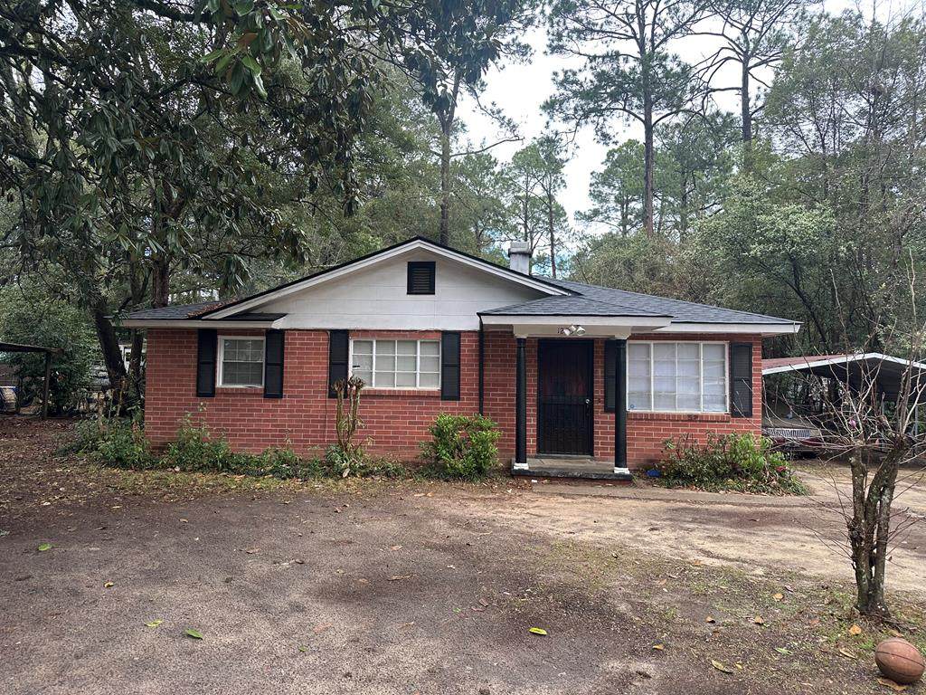 1203 Waddell Ave - Photo 1
