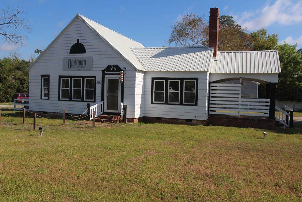 1213 Dawson - Photo 1
