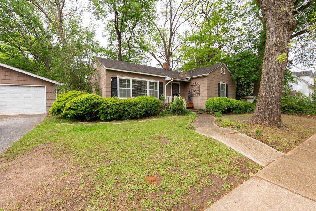 122 Glessner Street - Photo 1