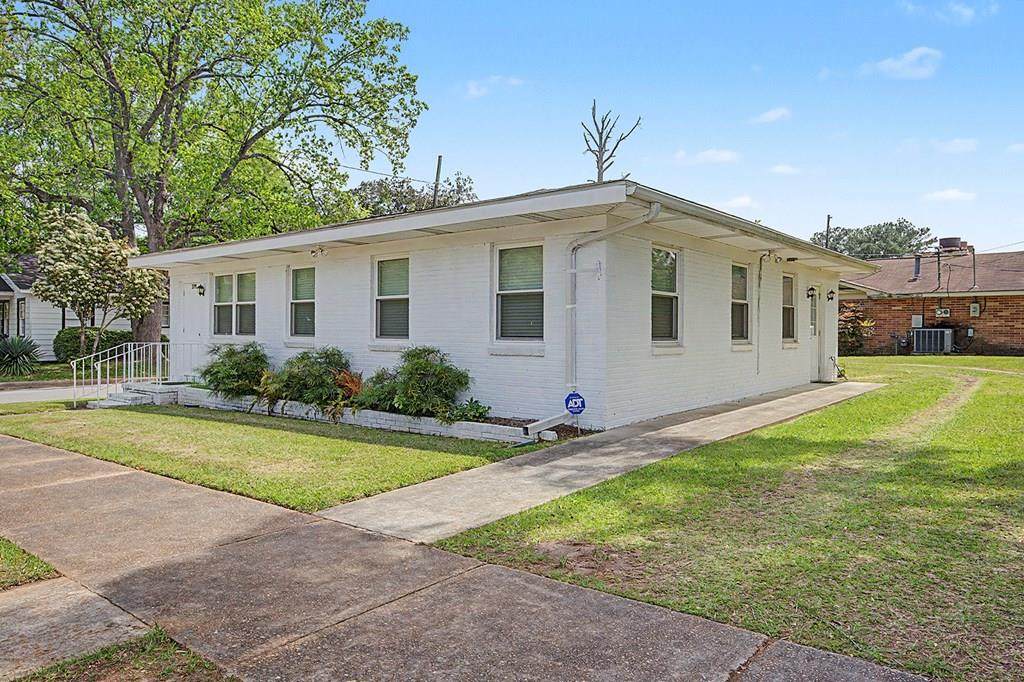 379 East Lee St - Photo 1