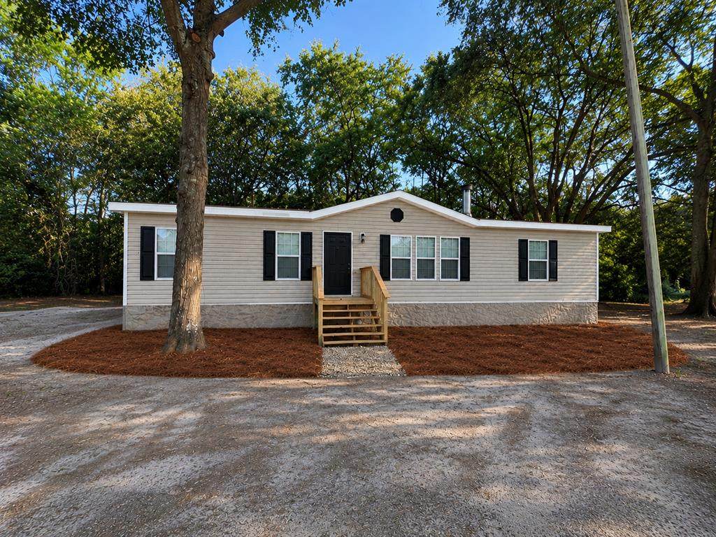 138 Shady Lane - Photo 1