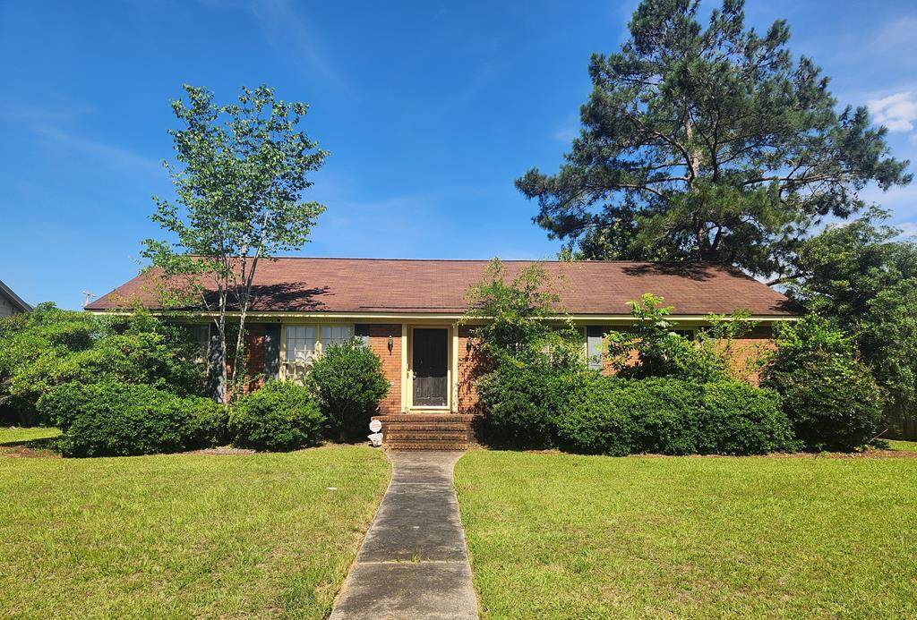 1510 Westwood Dr - Photo 1