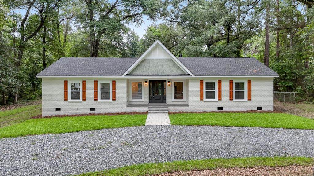 707 Creekside Drive - Photo 1