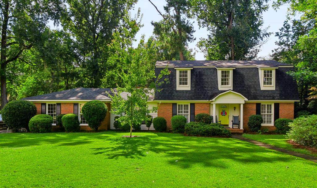 514 Greenwood Drive - Photo 1