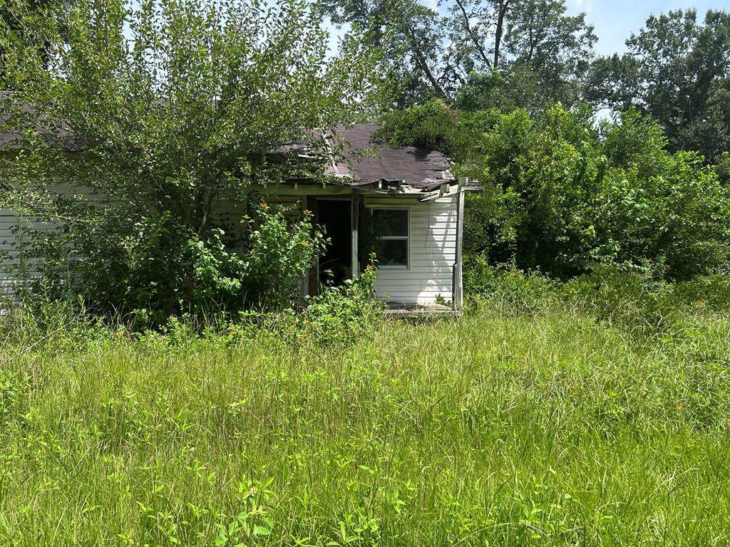 711 12th Street - Photo 1