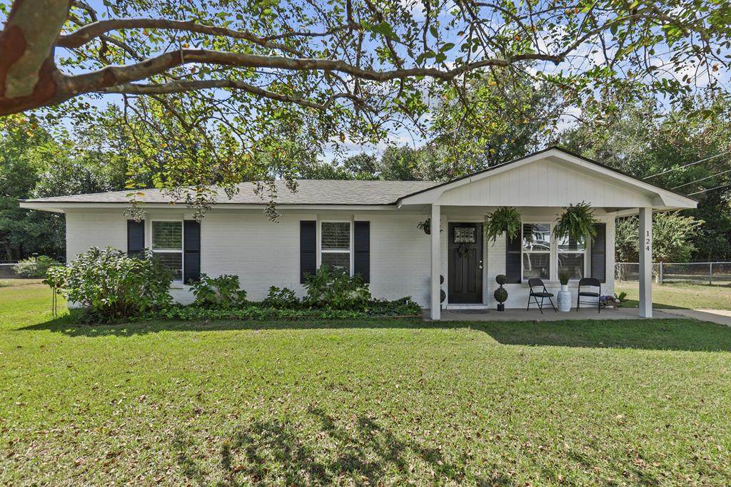 124 Cypress Lane - Photo 1