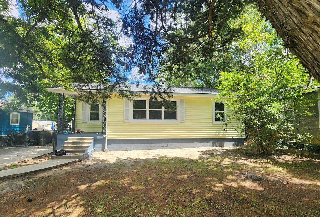 212 Frost Street - Photo 1