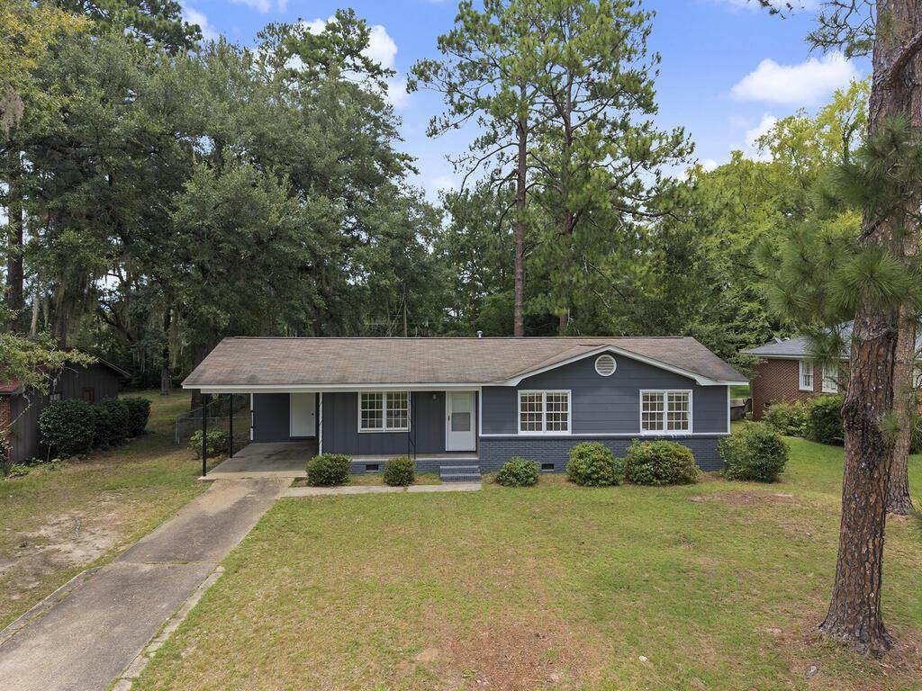1411 Tenth Ave - Photo 1