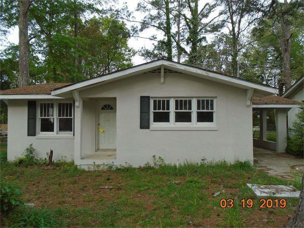 312 8th Street - Photo 1
