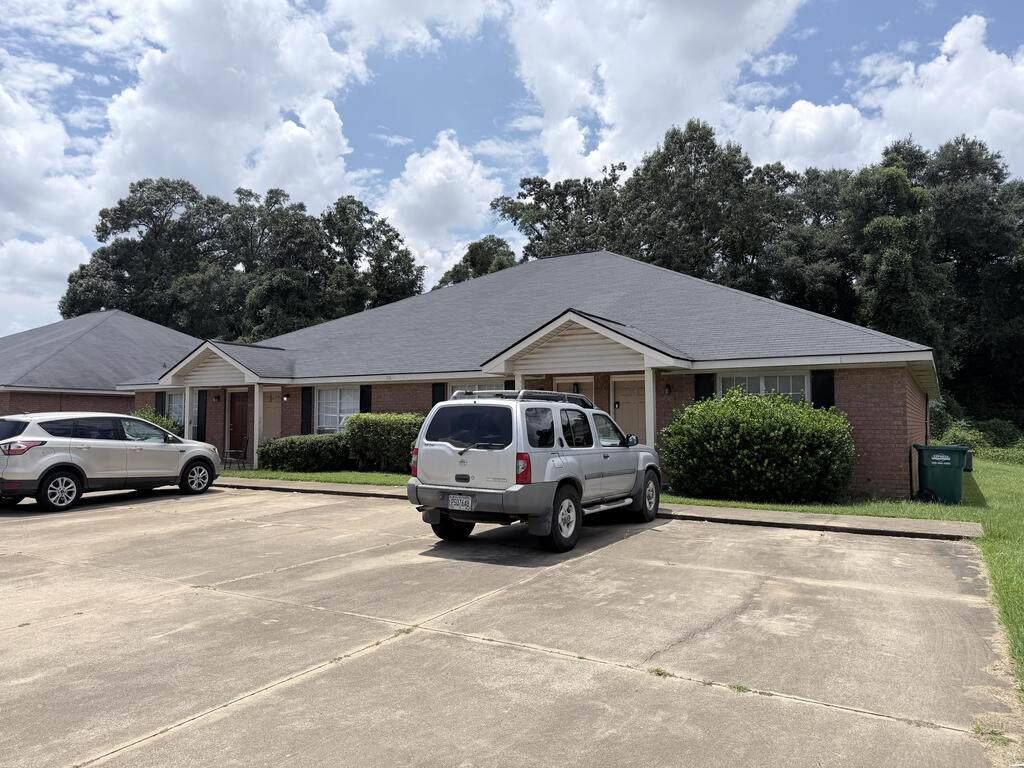 116 Winding Way - Photo 1