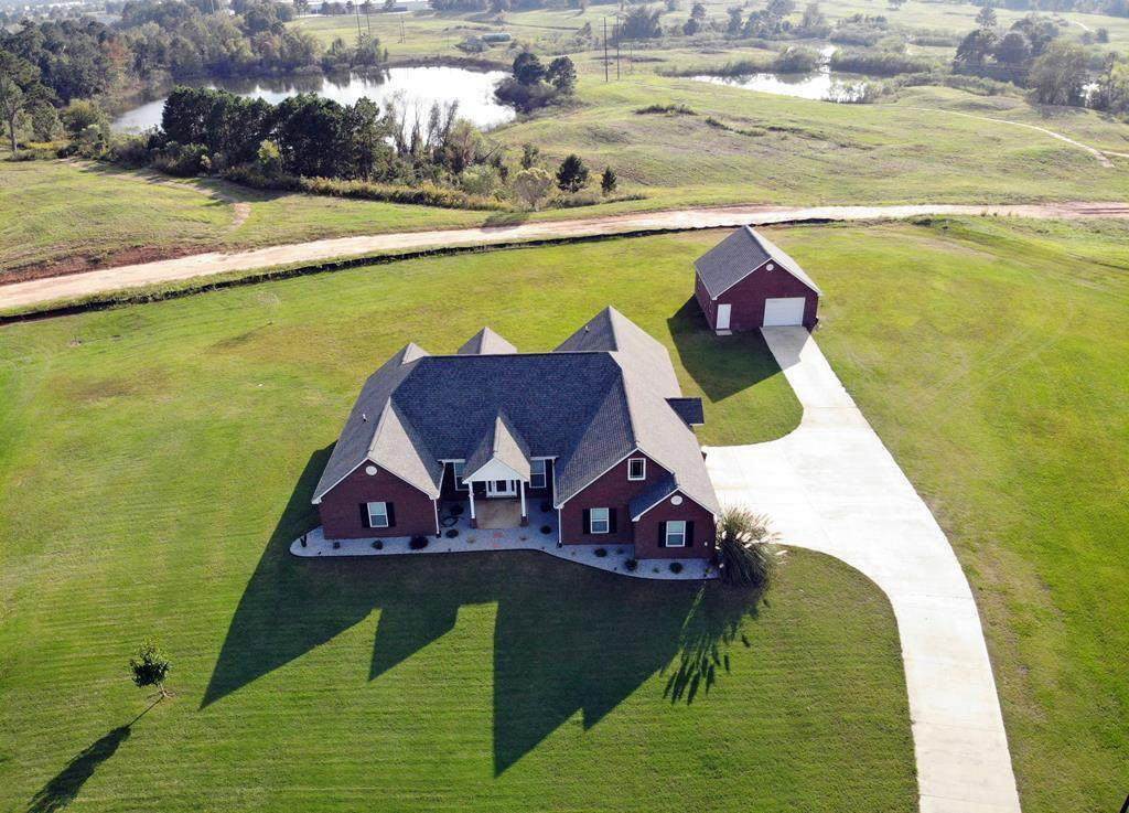 132 Bermuda Lane - Photo 1