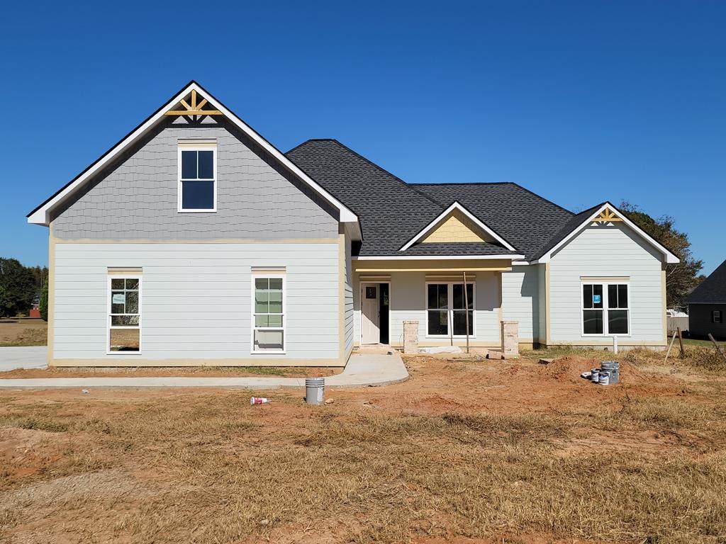 112 Delores Drive - Photo 1