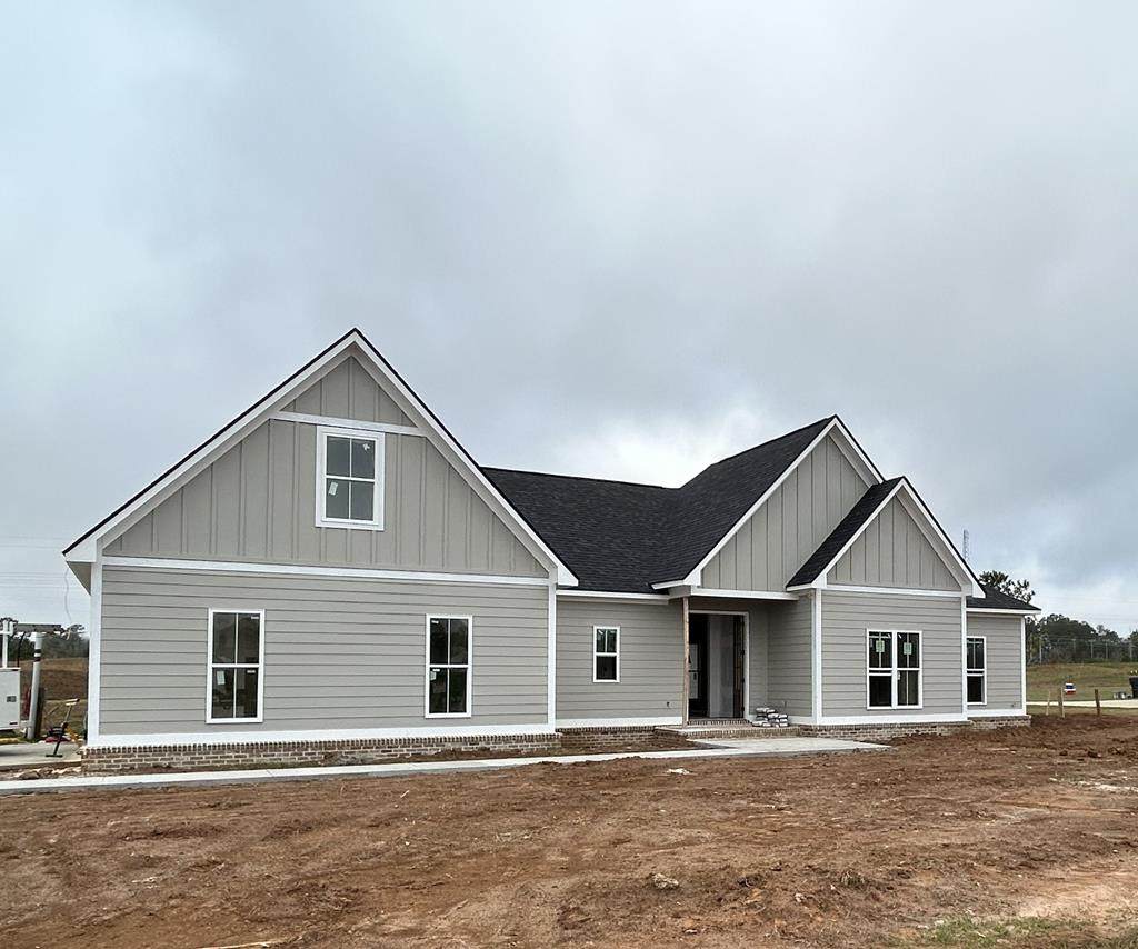 120 Bermuda Lane - Photo 1