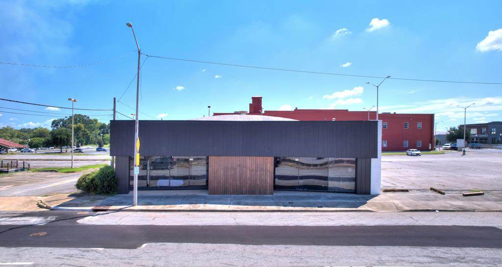 212 Washington Street - Photo 1