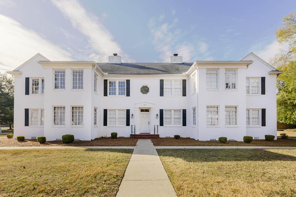 1107 N Madison Street - Photo 1