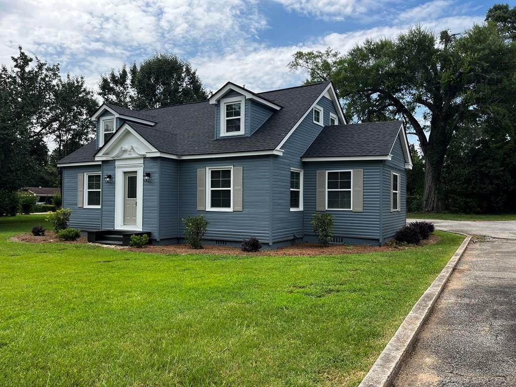 926 Johnson Street Se - Photo 1