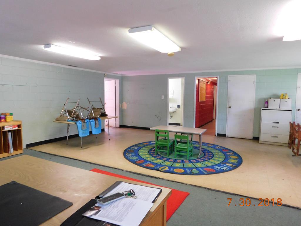 410 Mckinley Street S - Photo 1