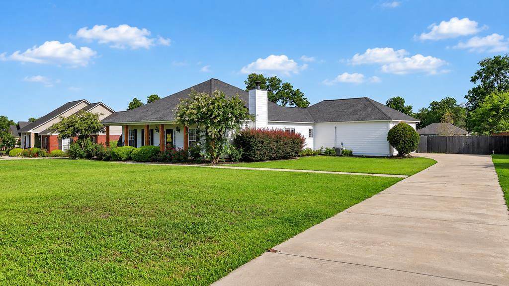 112 Beowulf Lane - Photo 1