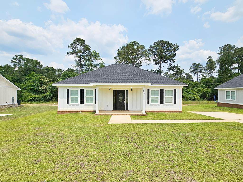 3417 Sweetbrier Road - Photo 1