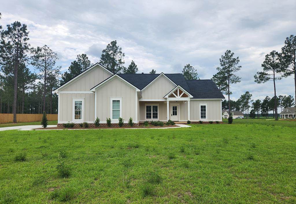 111 Stornoway Drive - Photo 1