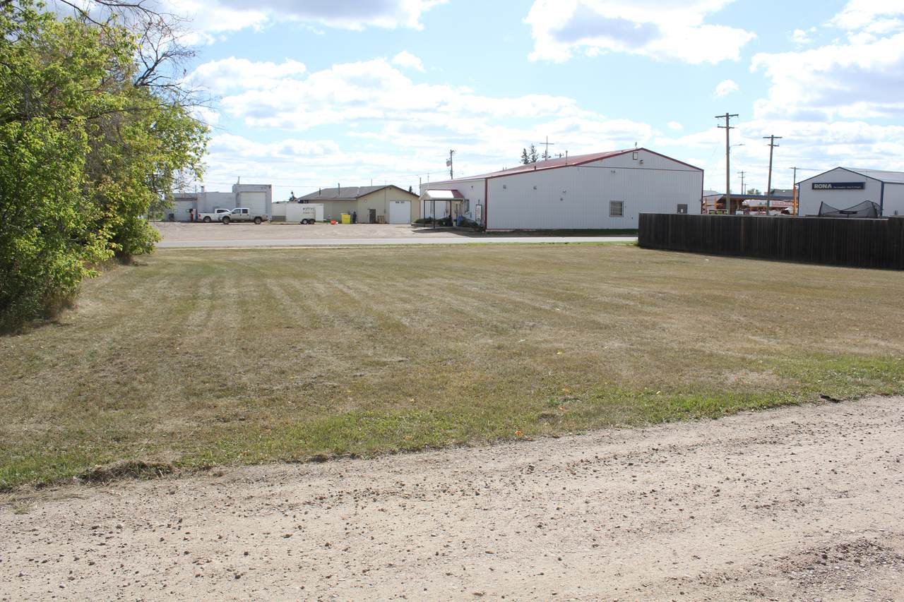 https://bt-photos.global.ssl.fastly.net/alberta/1280_boomver_1_43688716-2.jpg