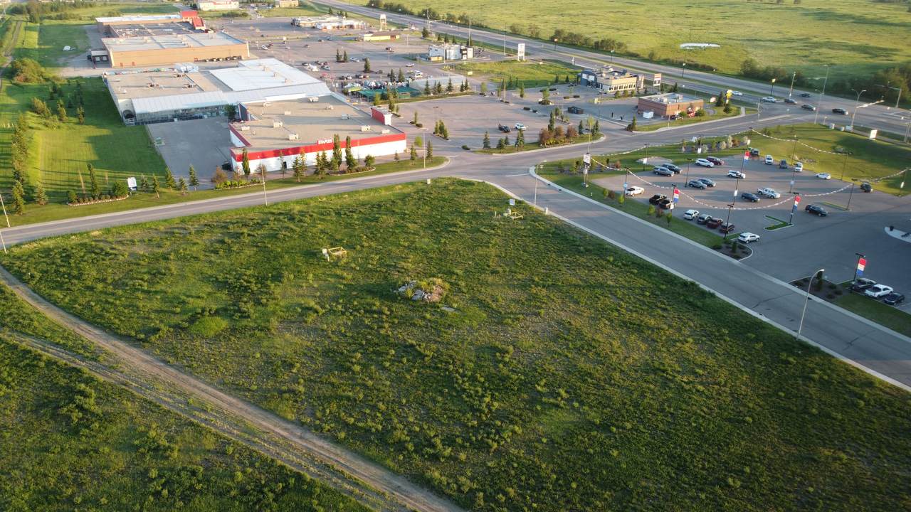 https://bt-photos.global.ssl.fastly.net/alberta/1280_boomver_1_43689837-2.jpg