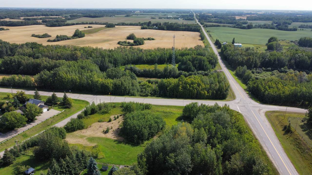 https://bt-photos.global.ssl.fastly.net/alberta/1280_boomver_1_43691661-2.jpg