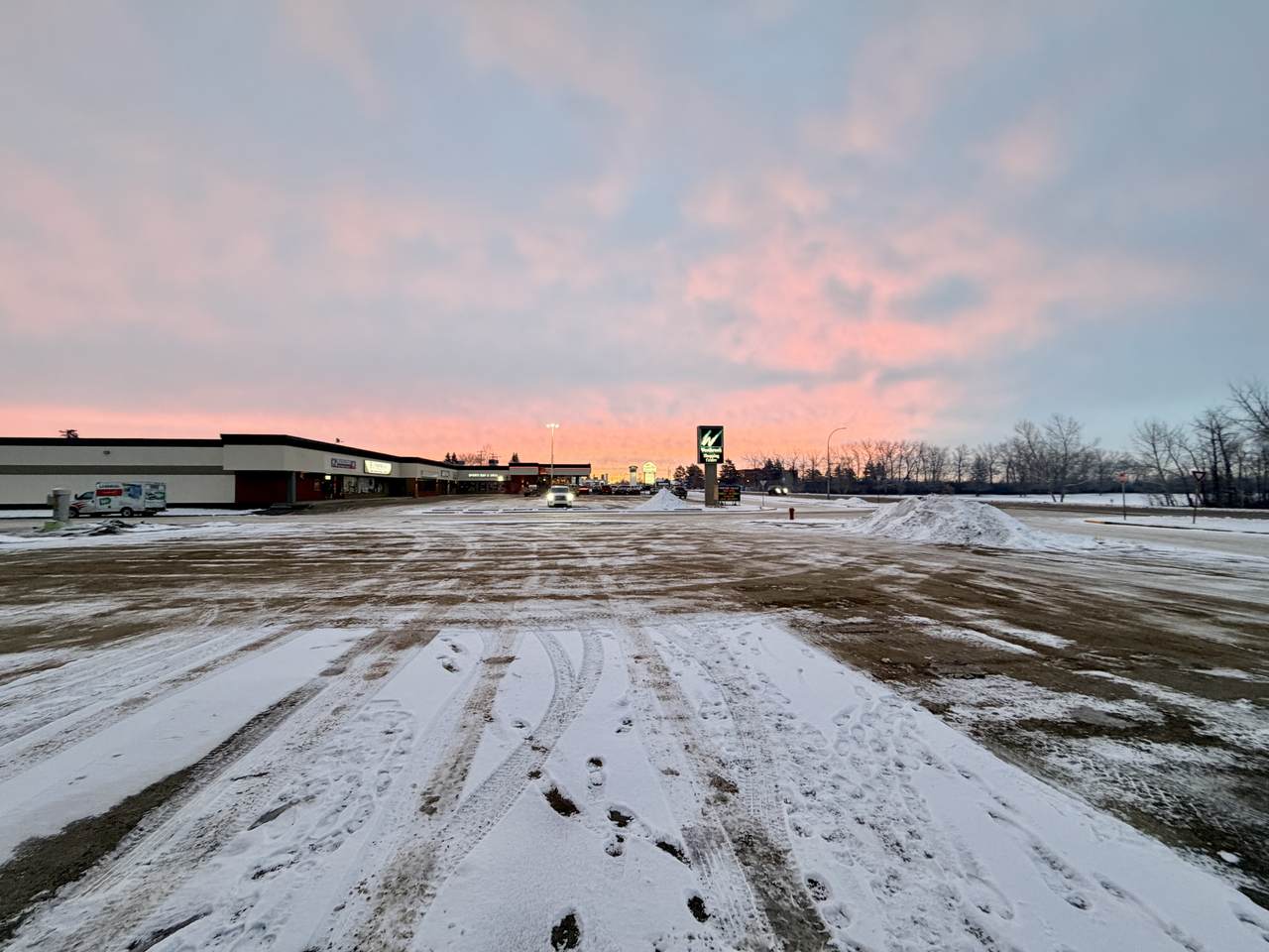 5602 50 Ave - Photo 1