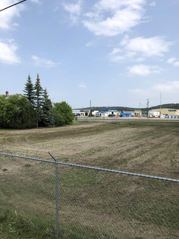 https://bt-photos.global.ssl.fastly.net/alberta/1280_boomver_2_43887649-2.jpg