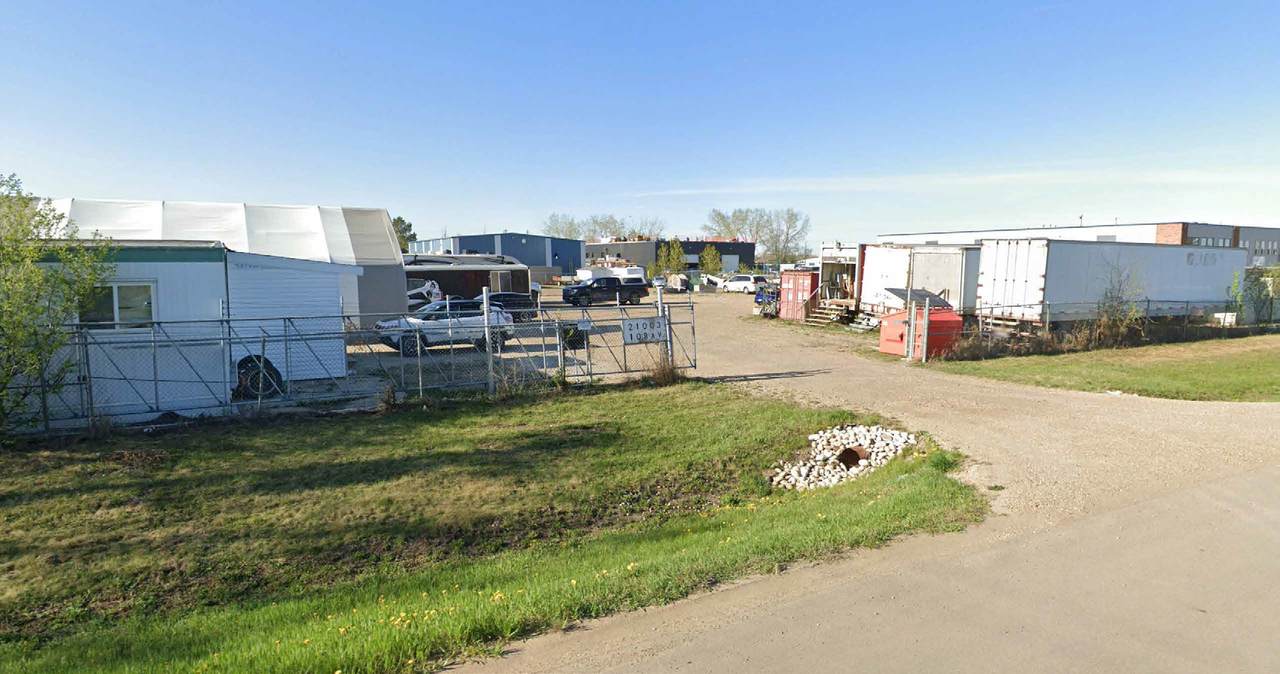 108 Ave Nw - Photo 1